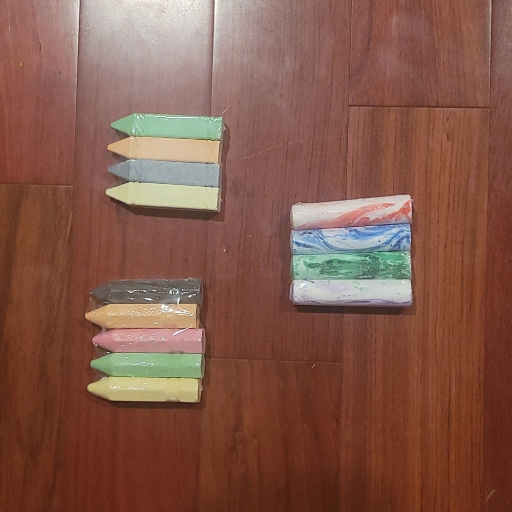 Chalk - Picture 2 of 4
